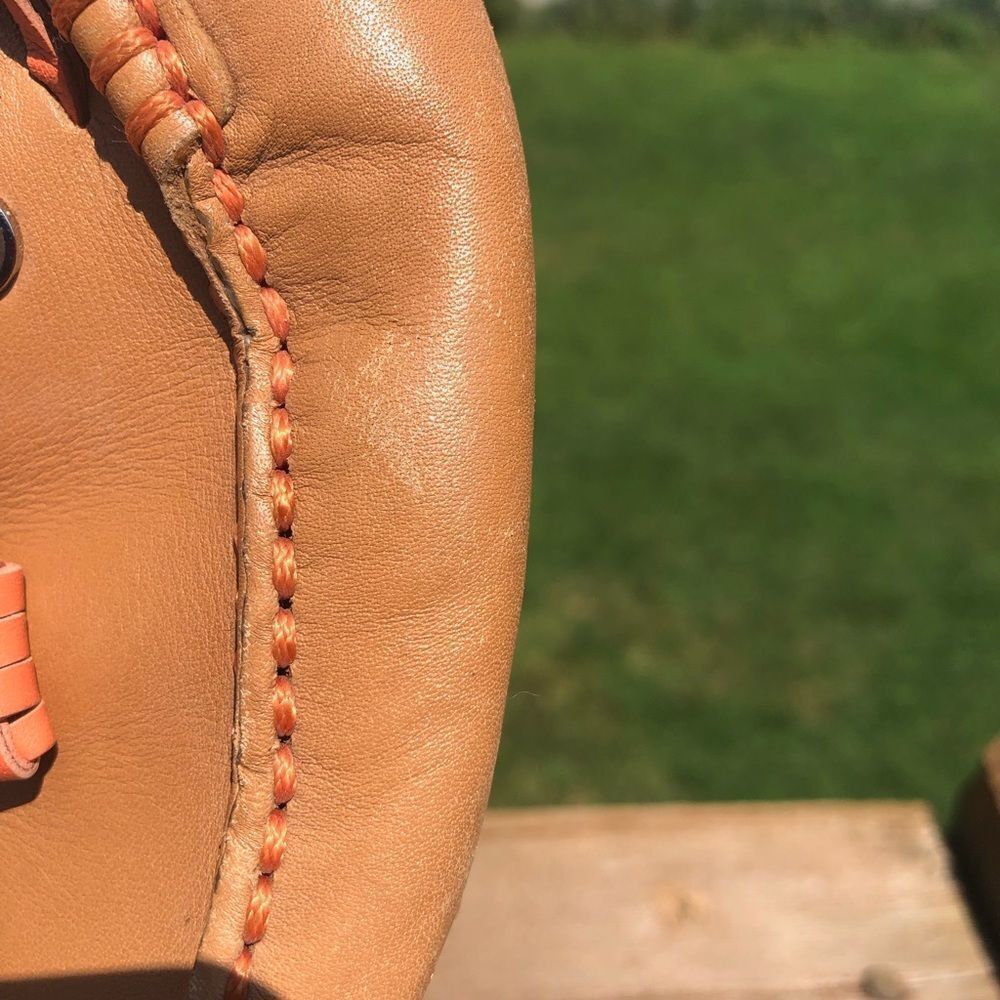 Tod’s tan leather loafers size 5 - Picture 10 of 10